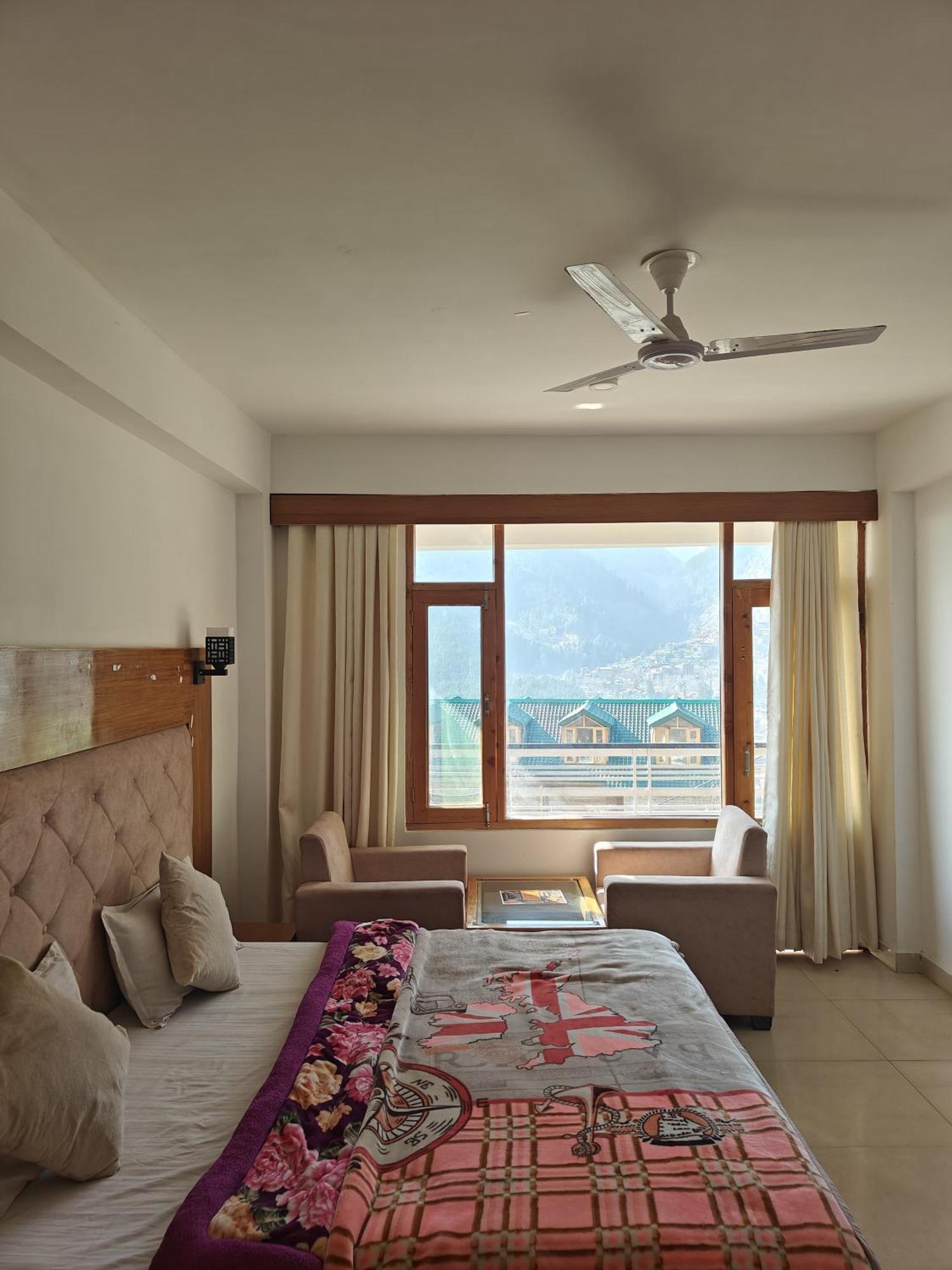 Santosh Cafe & Rooms Амритсар Екстериор снимка